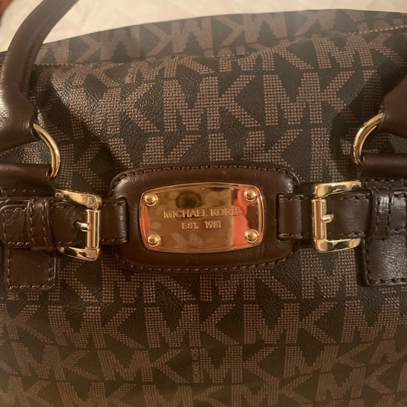 MICHAEL KORS OVERSIZE OR TRAVEL BAG. - Picture 2 of 12